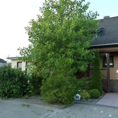Ruhige Mit Balkon Und Parkplatz By Interhome *