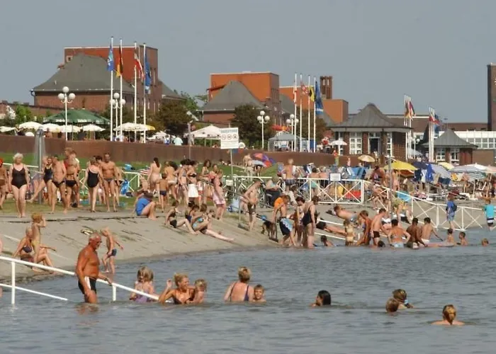 Ruhige Mit Balkon Und Parkplatz By Interhome Daire Wilhelmshaven